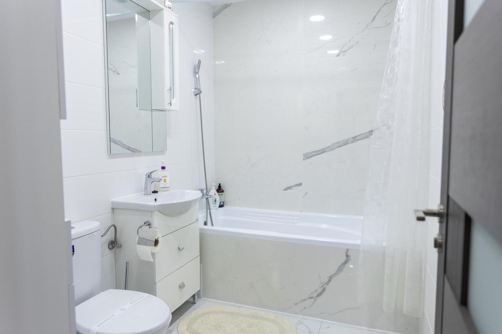 Astar Apartments - Extra Large Rădăuţi エクステリア 写真