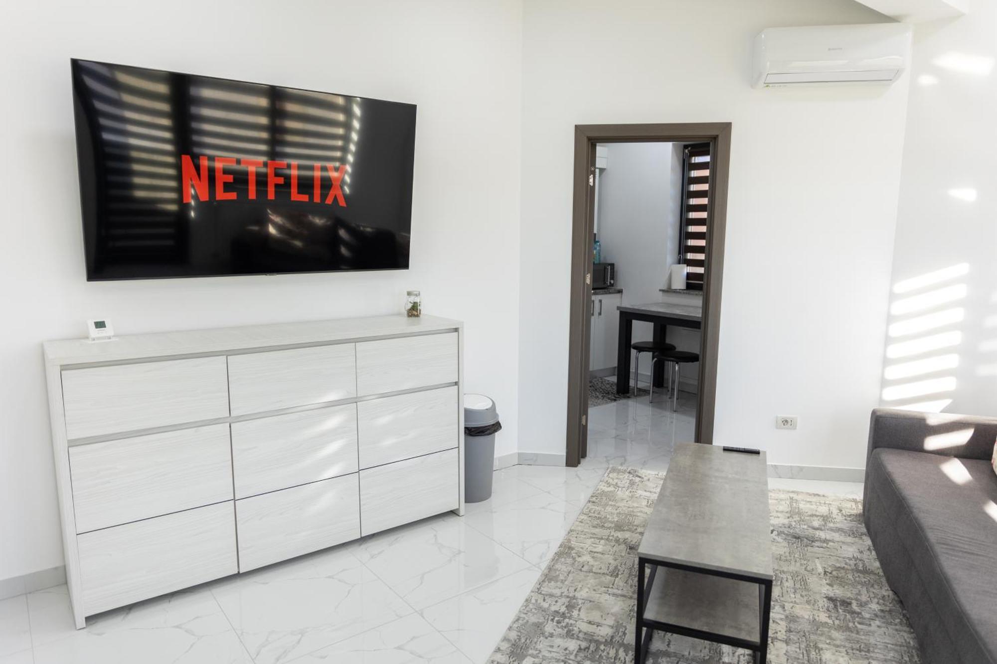 Astar Apartments - Extra Large Rădăuţi エクステリア 写真